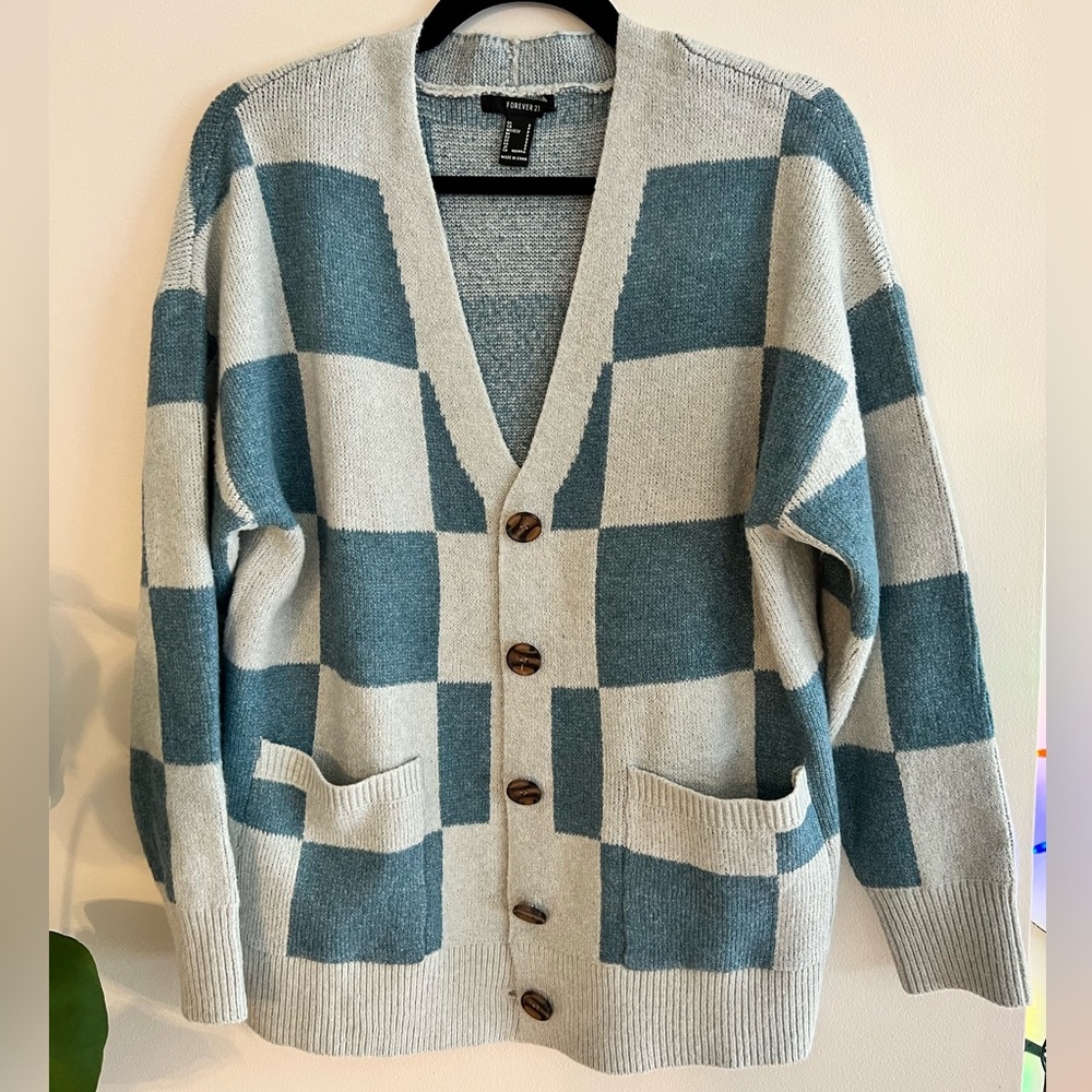 Checkered print cardigan 🎲